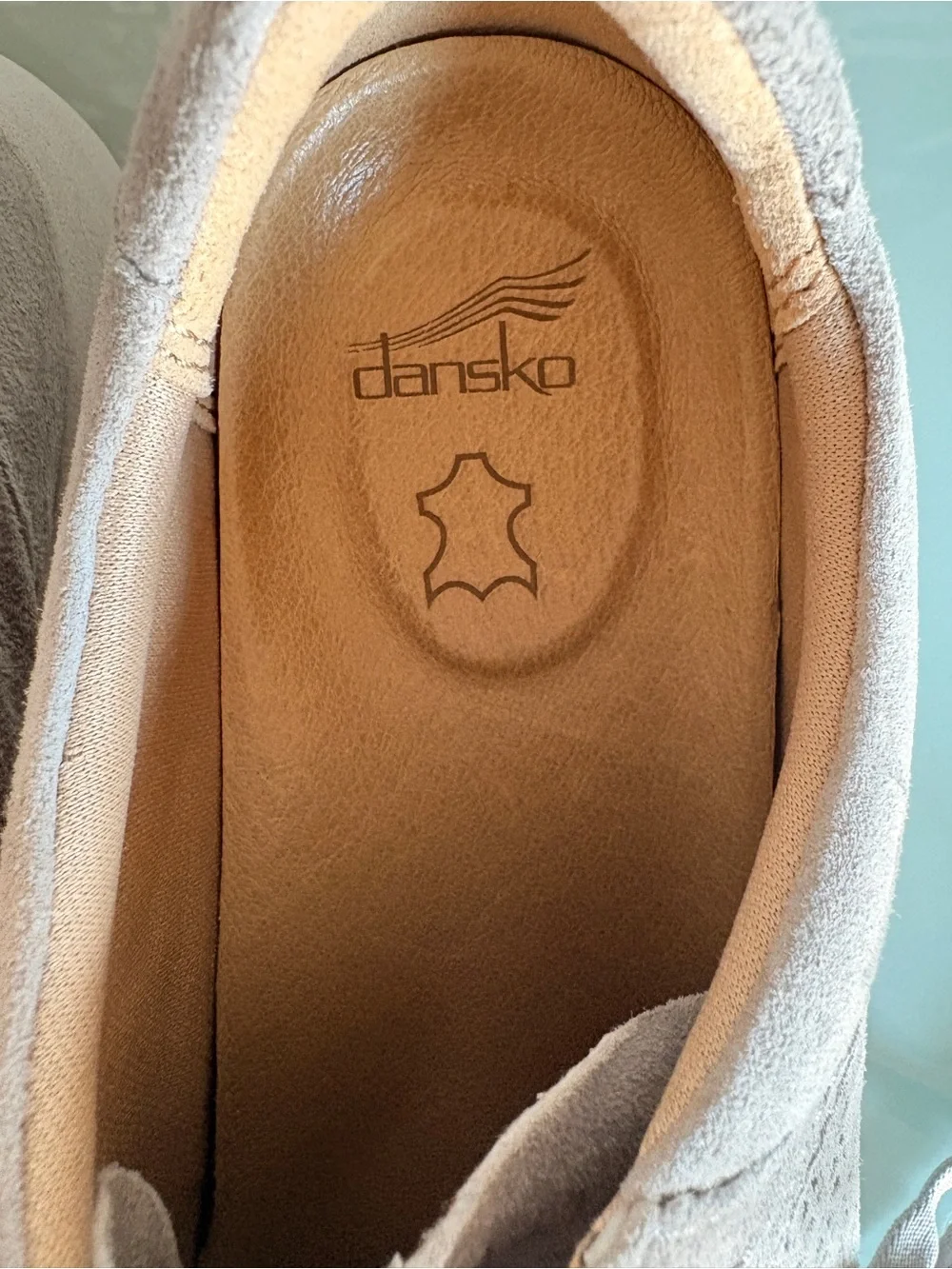 Dansko catie/Gray Suede Lace-Up Sneakers
